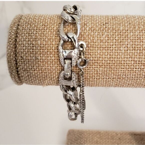 MONET Silver-tone Large Link Classic Bracelet - Picture 5 of 5
